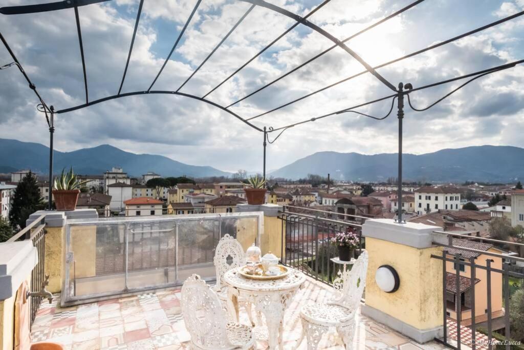 Casa Maria - Attico Di Lusso Vicino Alle Mura Lucca Esterno foto
