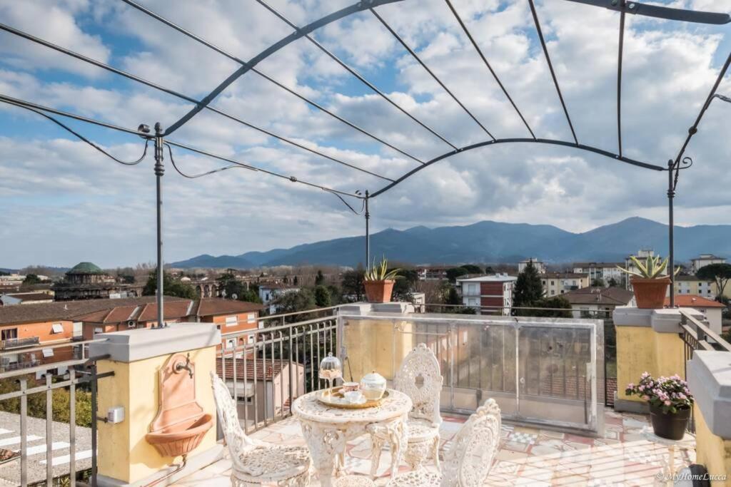 Casa Maria - Attico Di Lusso Vicino Alle Mura Lucca Esterno foto